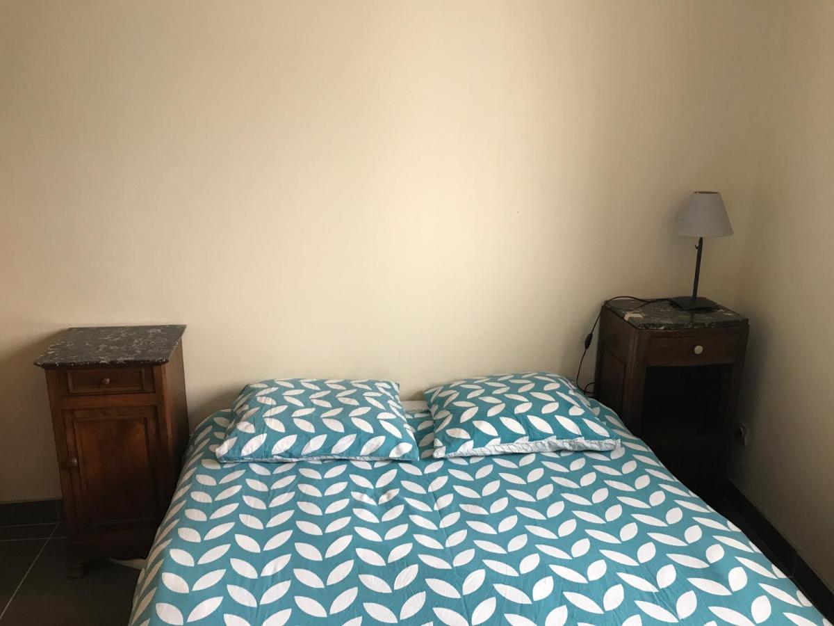 Chambres A La Campagne Moirans Exteriör bild