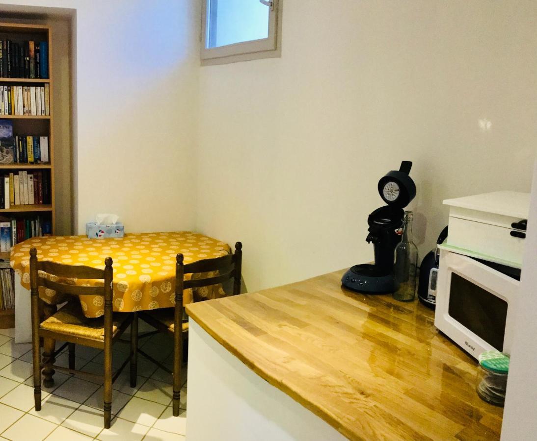 Chambres A La Campagne Moirans Exteriör bild